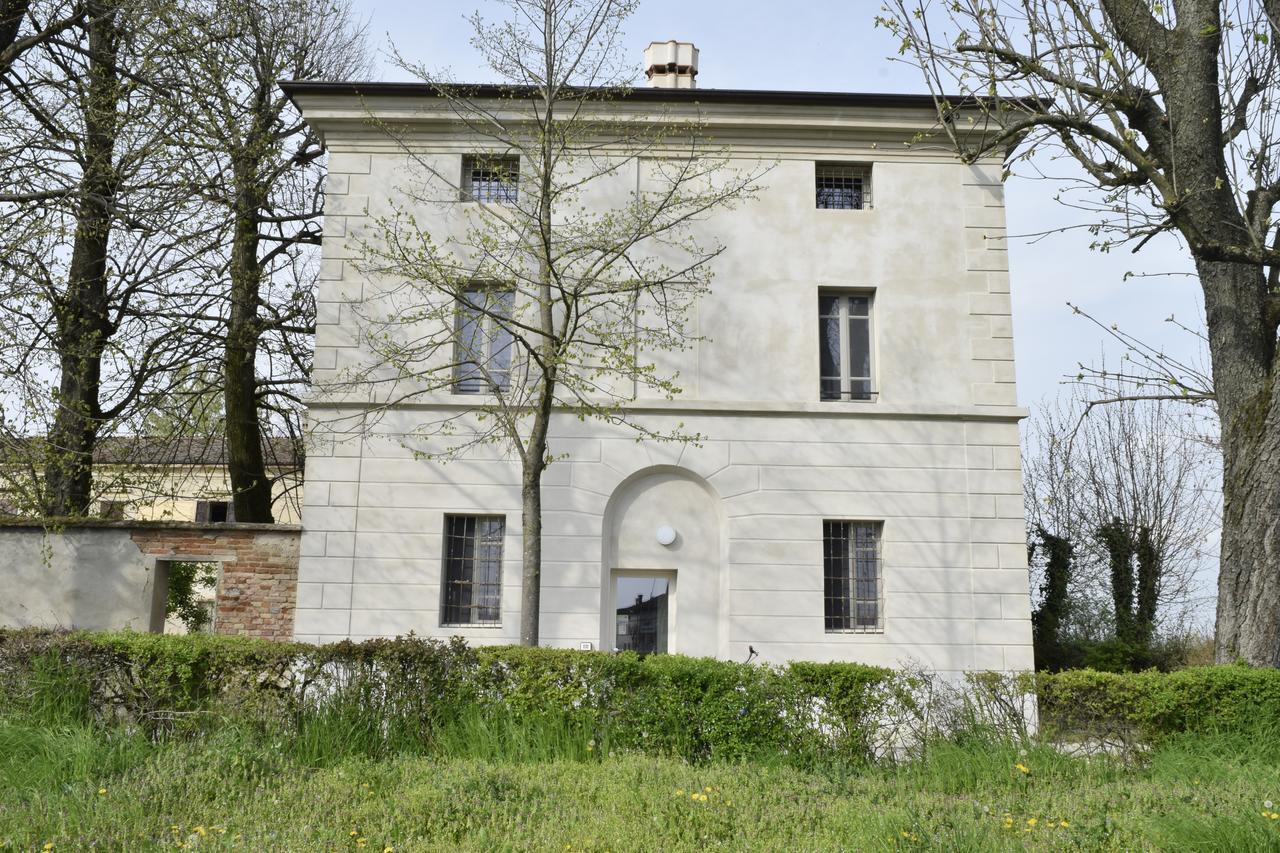 Ostello Castello Mina Della Scala Casteldidone Exterior photo